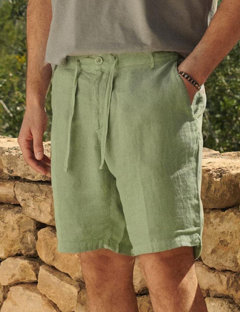 Breathable Sports Shorts with Elastic Waistband for Fitness and Training